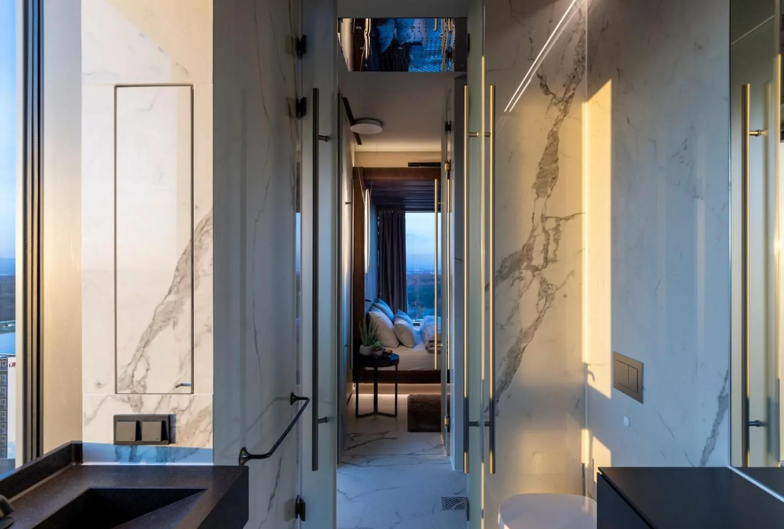 B'Mine Hotel Frankfurt Airport フランクフルト 4*,  ドイツ